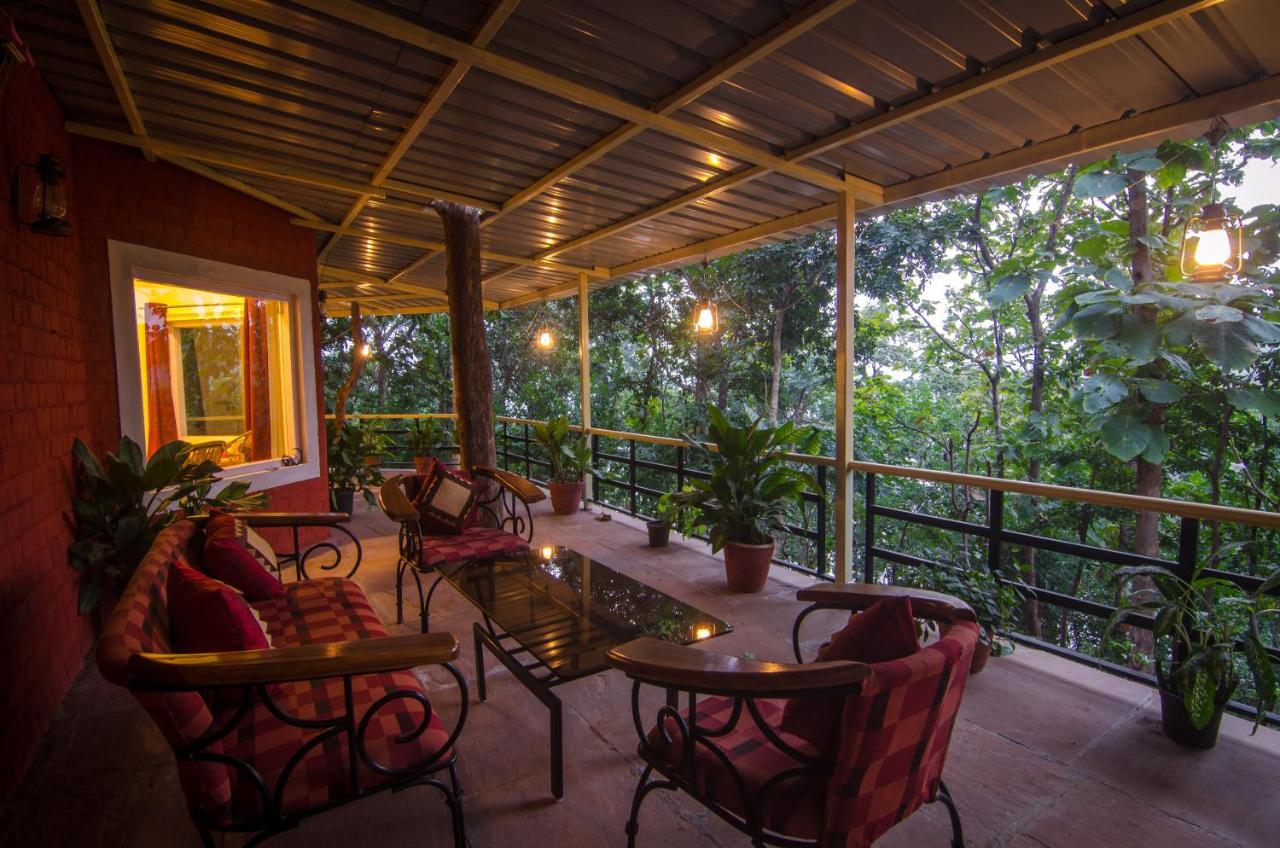 ホテル Kolar Jungle Retreat Lawa Khadi エクステリア 写真