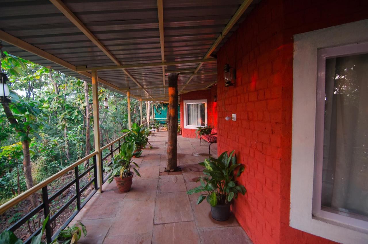 ホテル Kolar Jungle Retreat Lawa Khadi エクステリア 写真